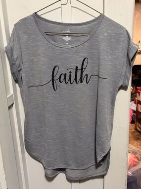 Womens just be shirt size m